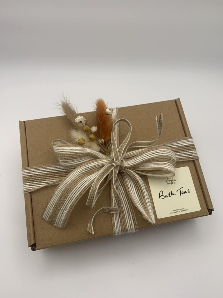 The Hidden Hives Gift Box of Five Bath Teas